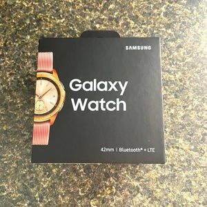 Galaxy watch 42mm rose gold Bluetooth + LTE